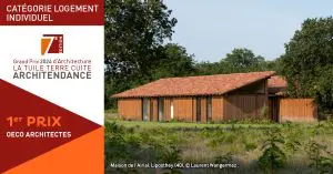 Tuile Terre Cuite Architendance 2024 : Maison de l'Airial, Liposthey (40), OECO Architectes © Laurent Wangermez